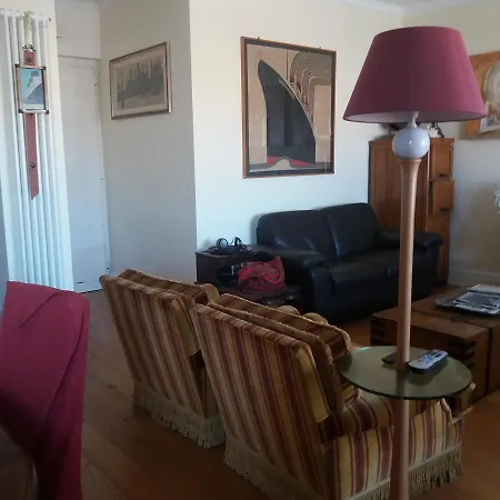 Artistic House Homestay Bari
