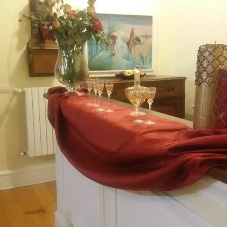 Artistic House בית אירוח *