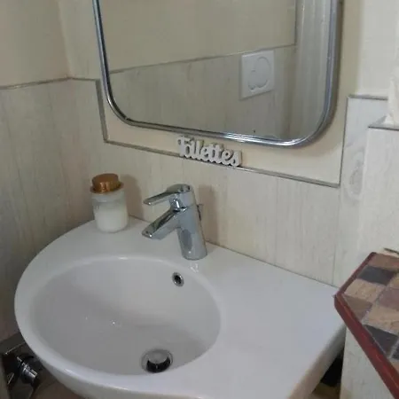 בית אירוח Artistic House *