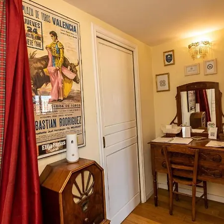 Artistic House Homestay