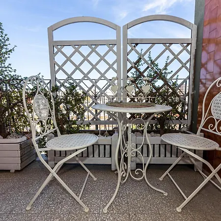 Artistic House Homestay Bari